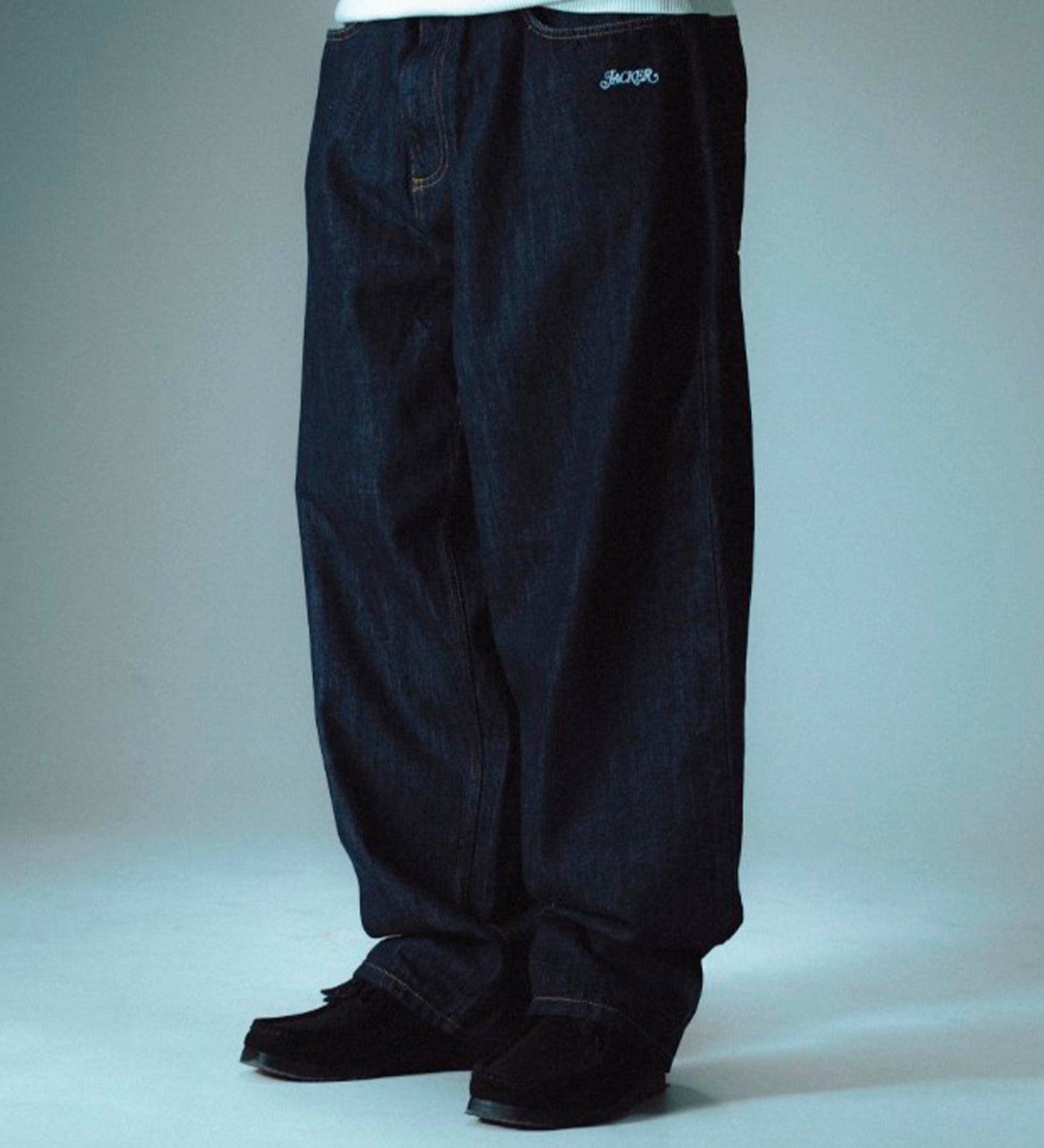 Baggy Classic, Raw