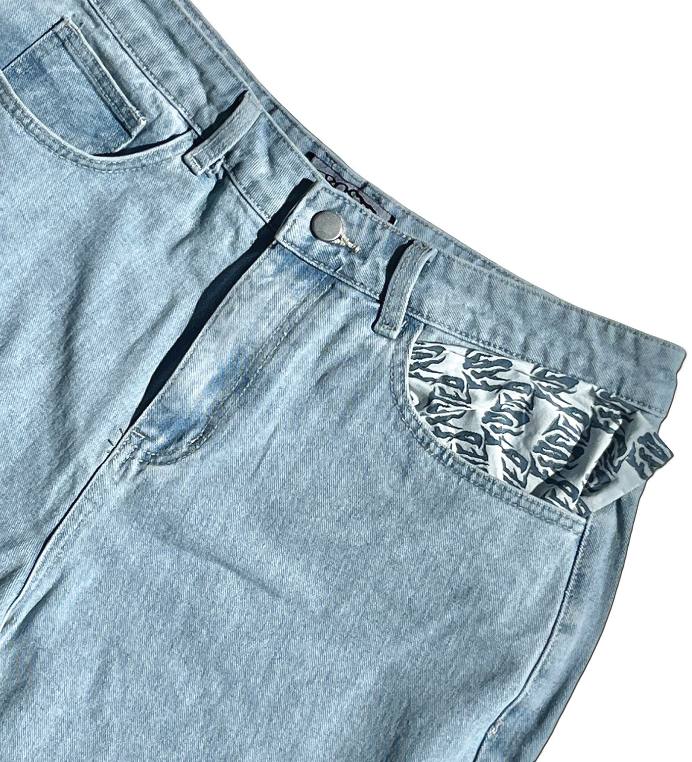 Wavy, Baby Blue/White