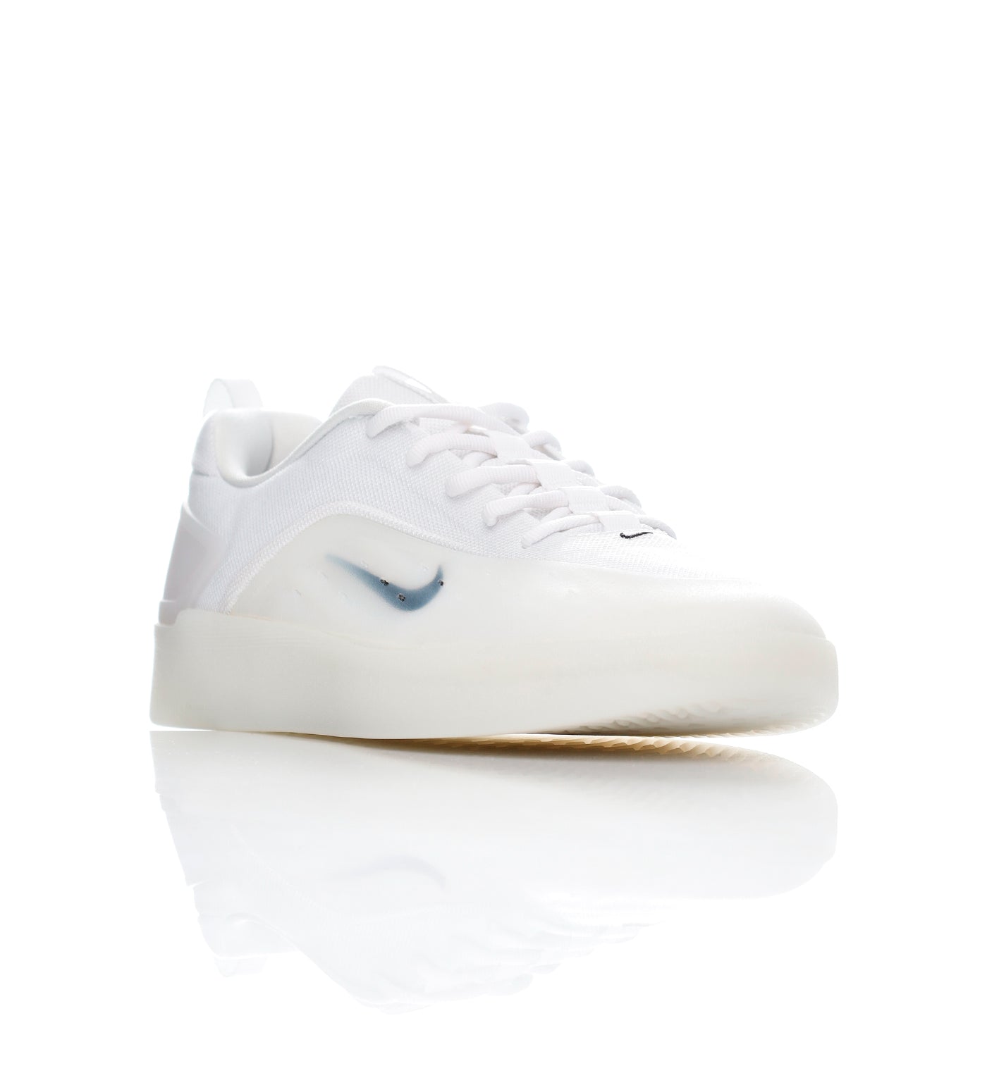 Nyjah 4, White