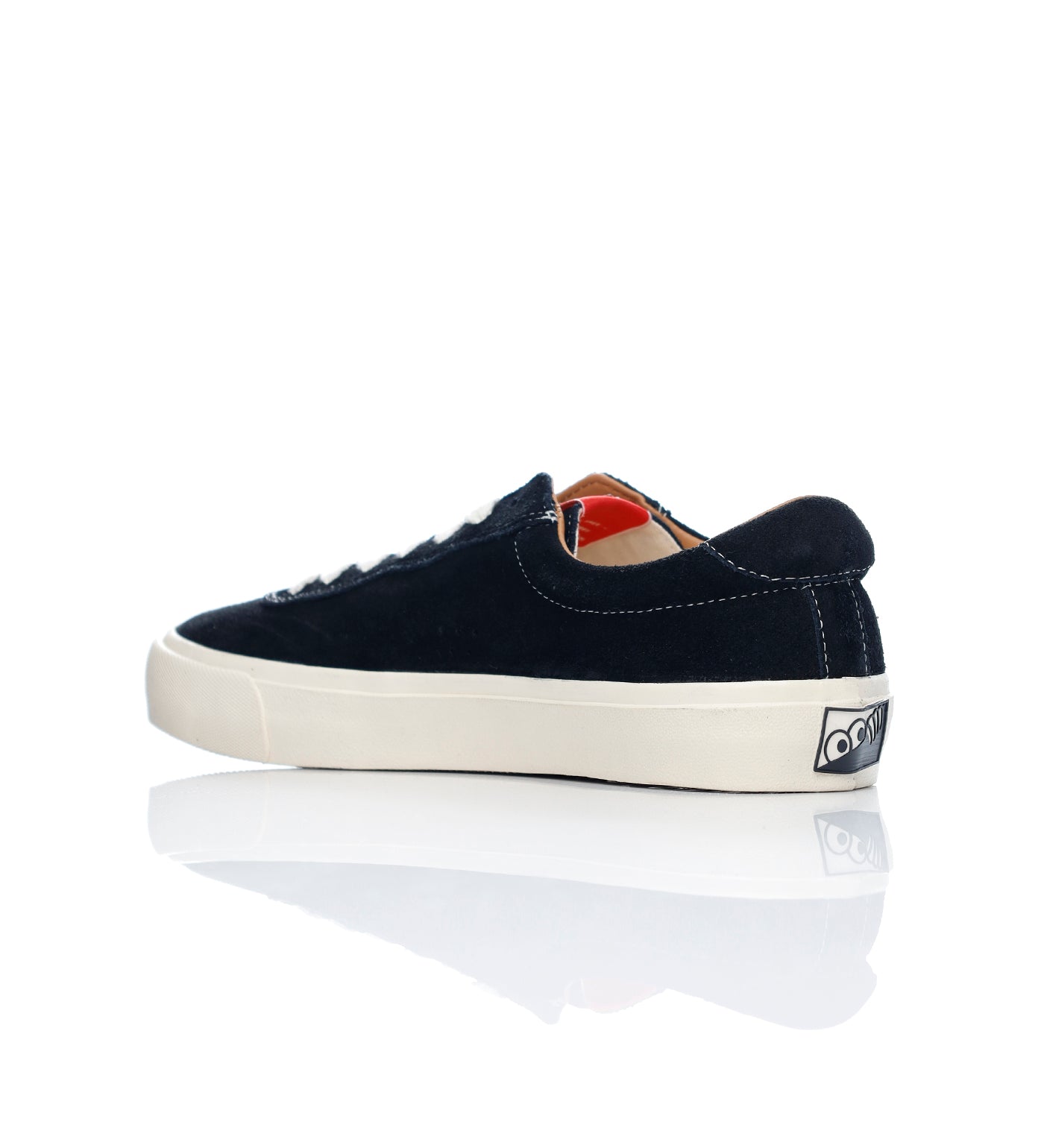 VM001 Lo Suede, Black/White
