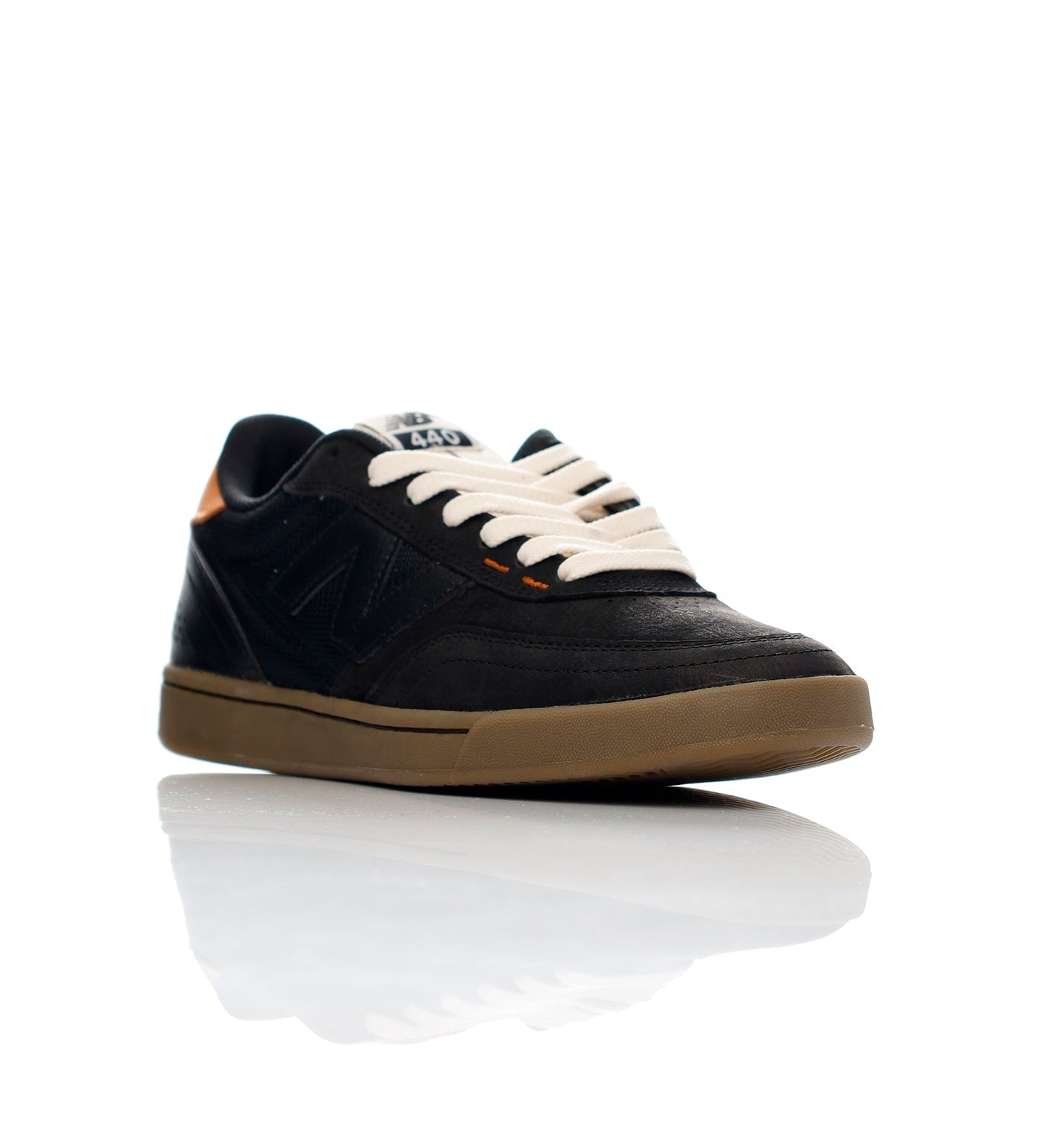 440 V2, Black/Black