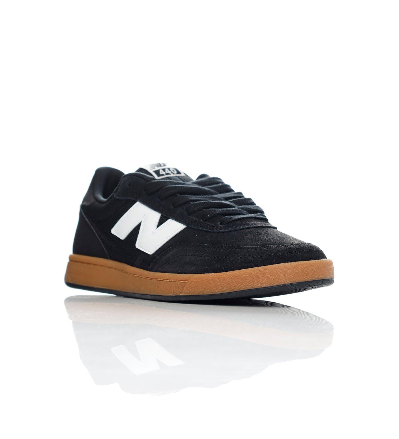 440 v2, Black/White/Gum
