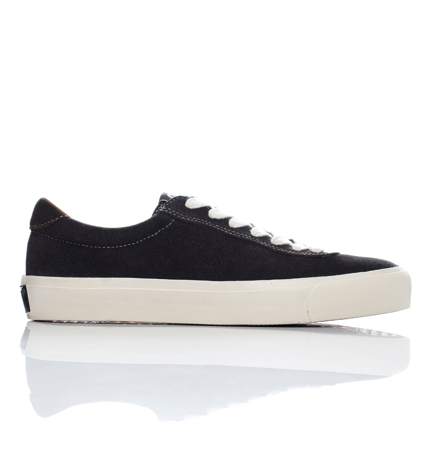 VM001 Lo Suede, Coffee Bean/White