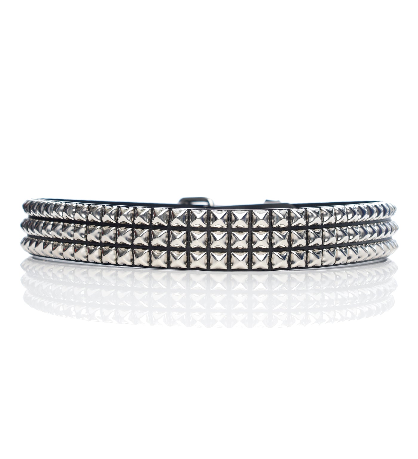 3 Row Pyramid Stud, Black/Silver