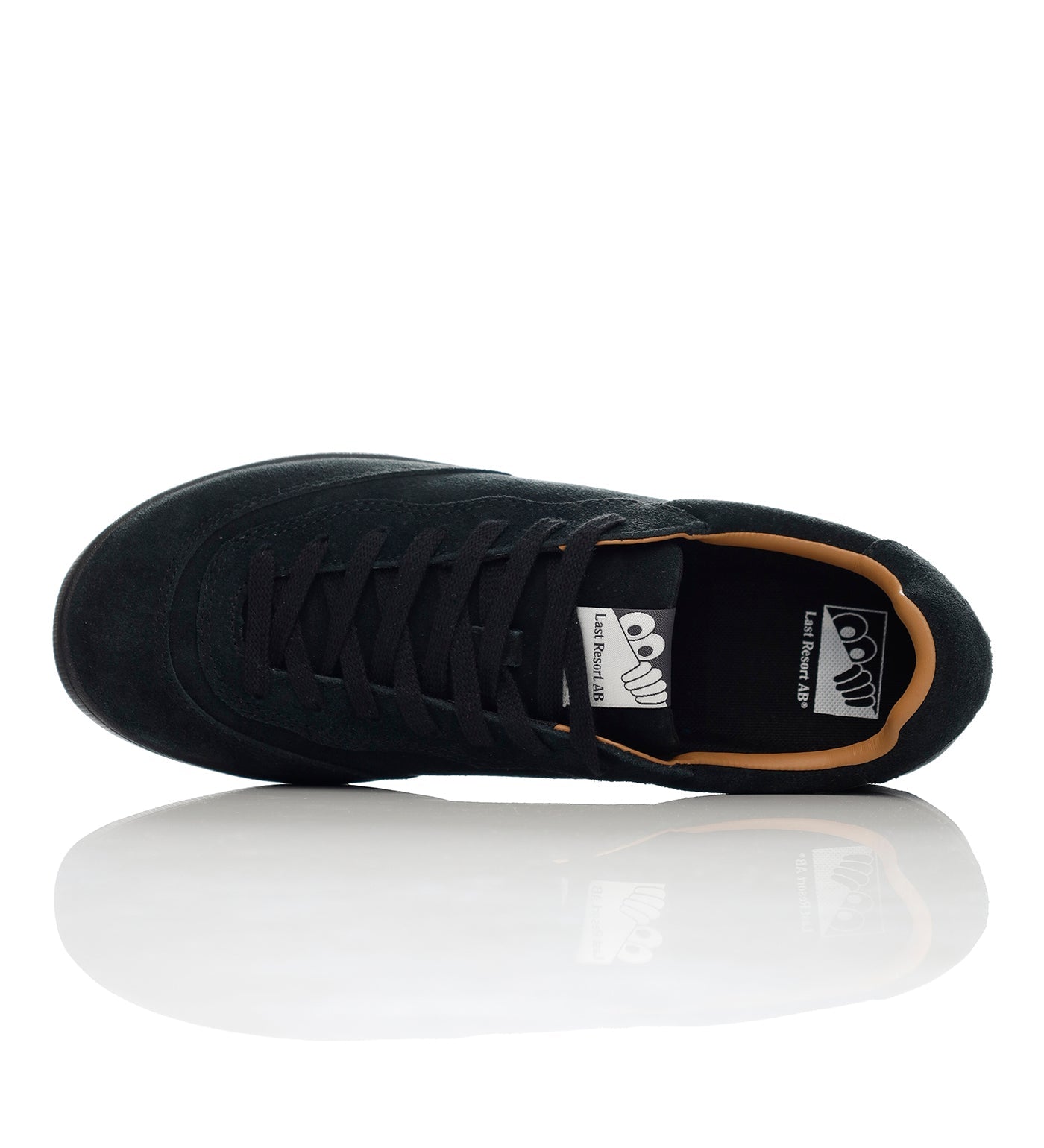 CM001, Black/Black/Black