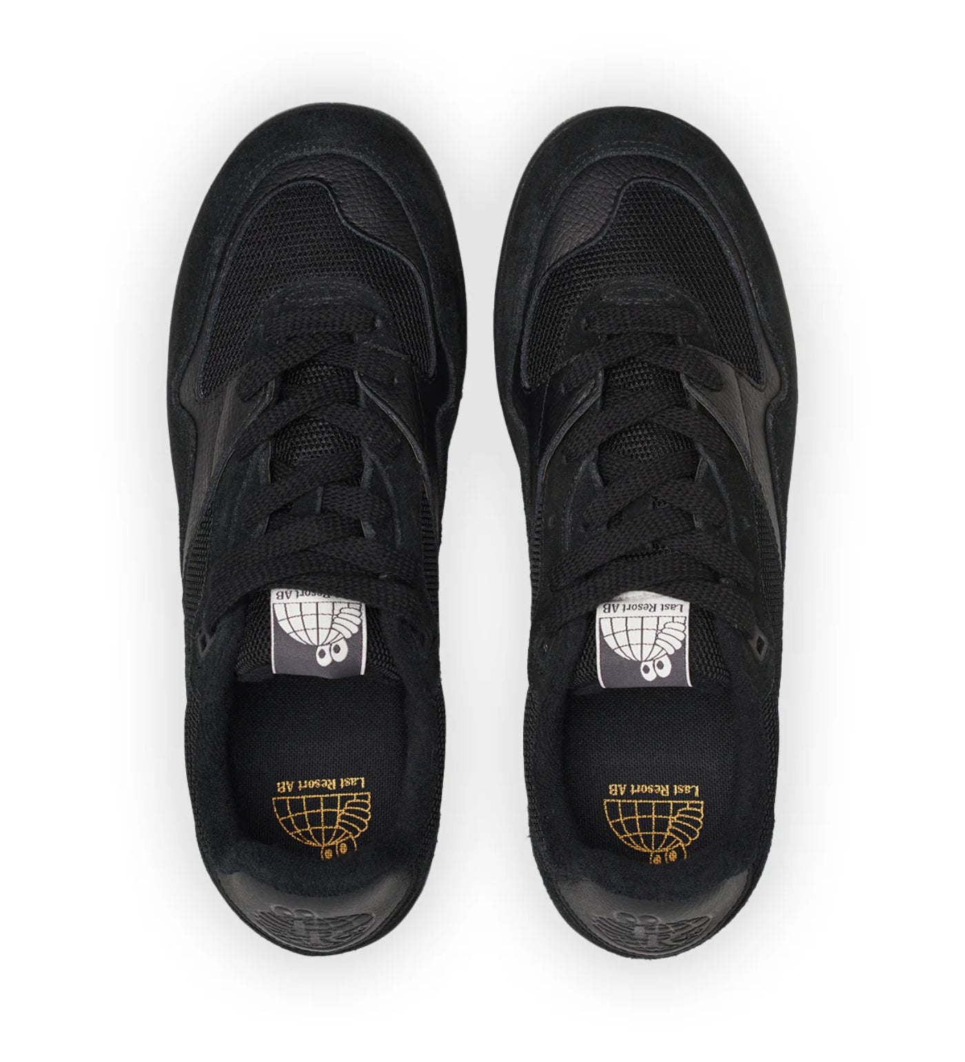 CM002, Black/Black