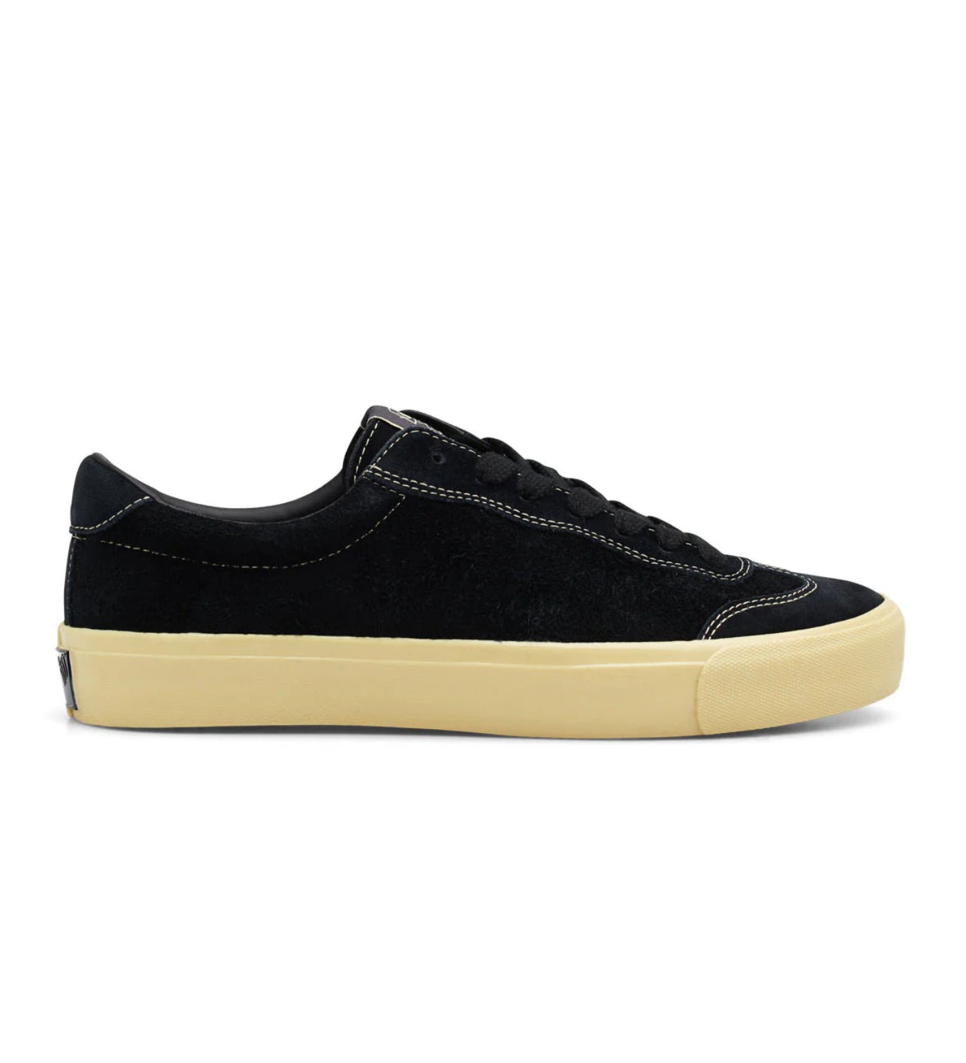 VM004 Millic Lo, Black/Nicotine