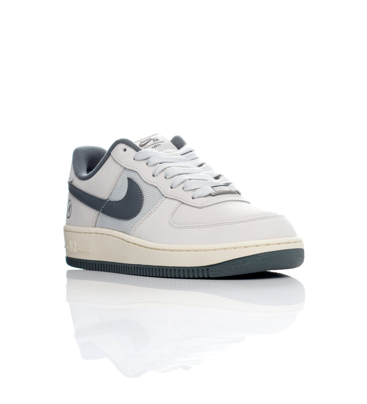 SB Air Force 1 Yuto, White/Iron Grey/White