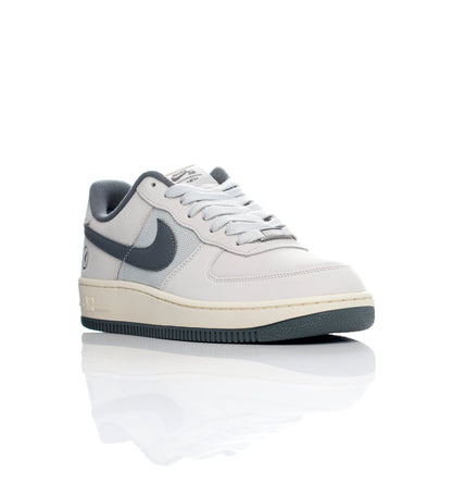 SB Air Force 1 Yuto, White/Iron Grey/White