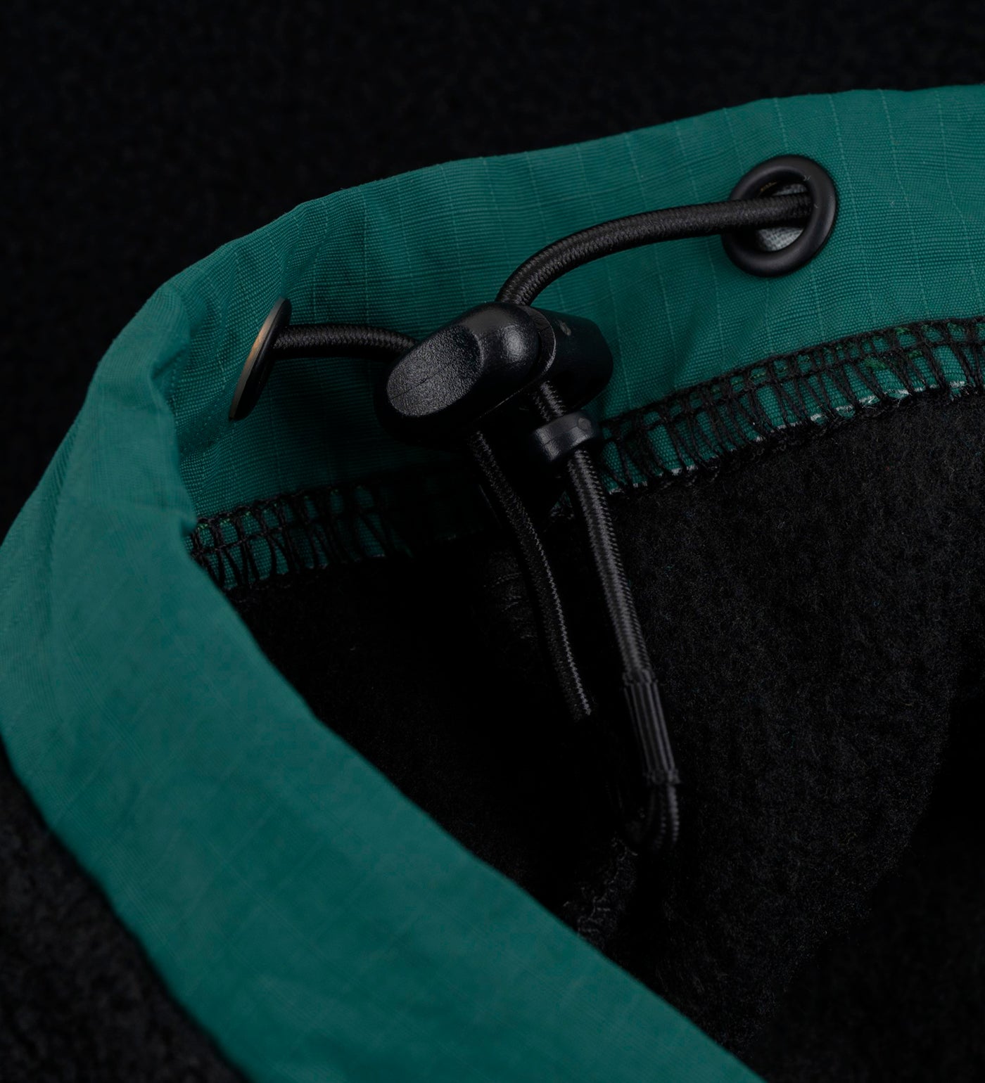 Peace Fleece, Black/Hunter