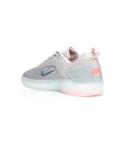 Nyjah 4, College Grey/Mink Brown/Light Silver