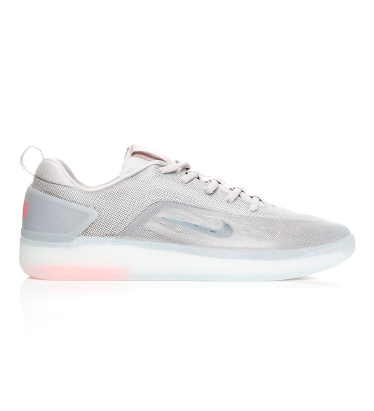 Nyjah 4, College Grey/Mink Brown/Light Silver