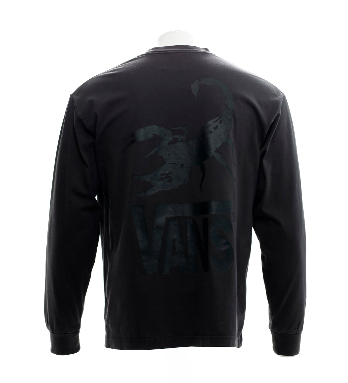 Scorpio LS, Black