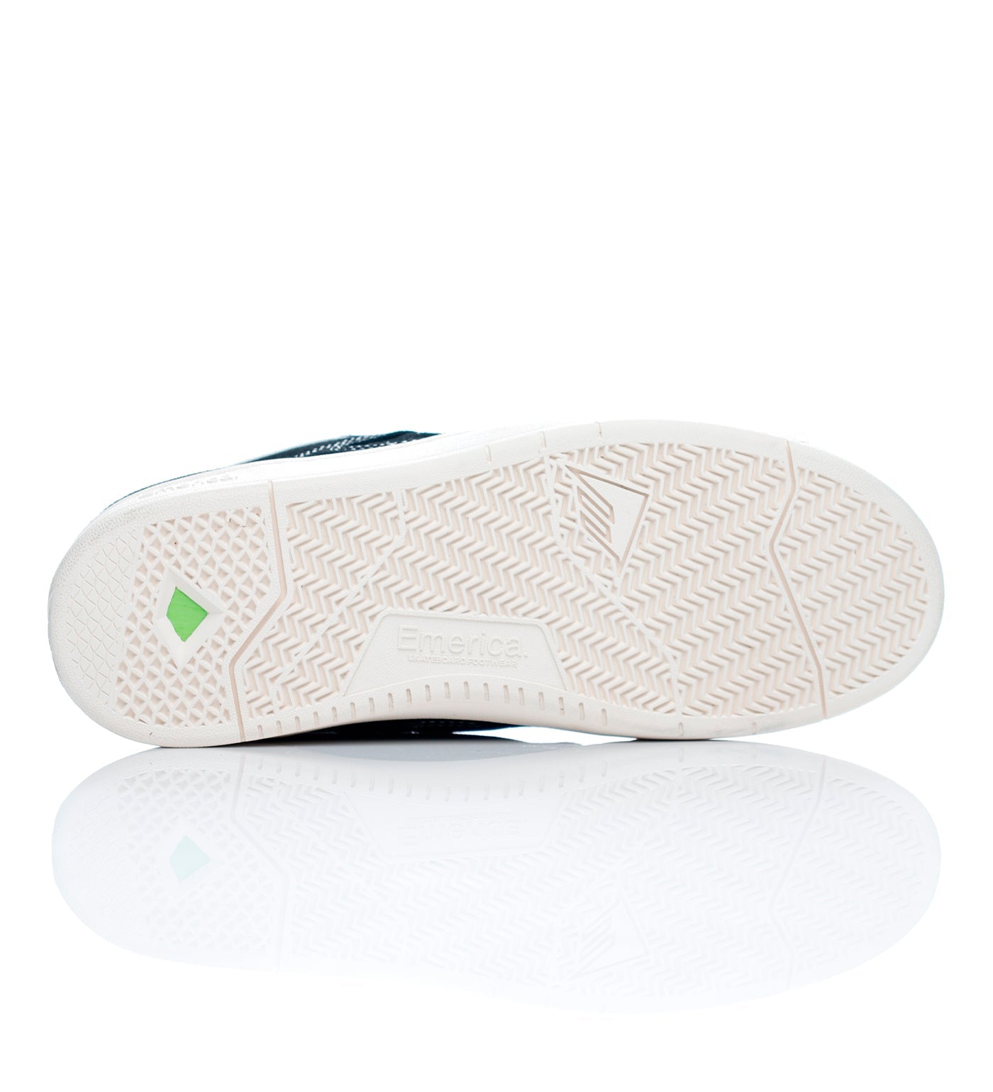 KSL lll, Black/White/White