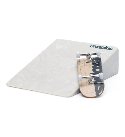 Marble Kicker, Whitewash