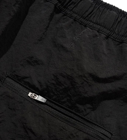 Equipt, Black