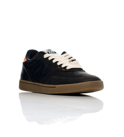 440 V2, Black/Black