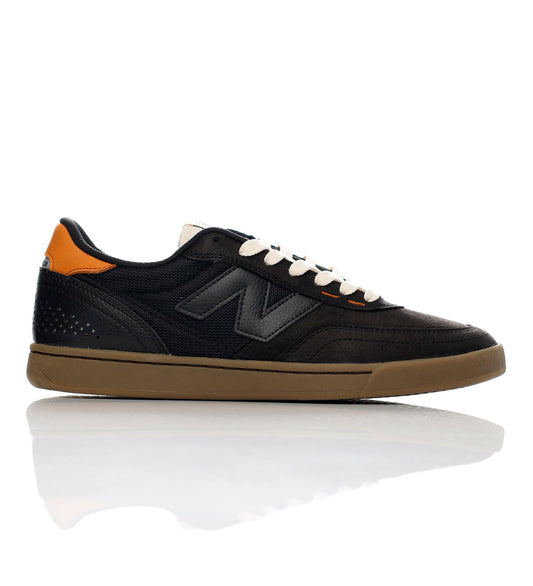 440 V2, Black/Black