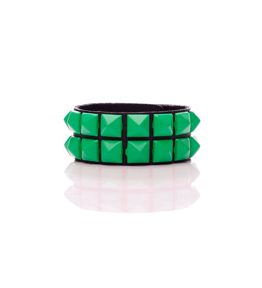2 Row Pyramid Stud, Black/Green