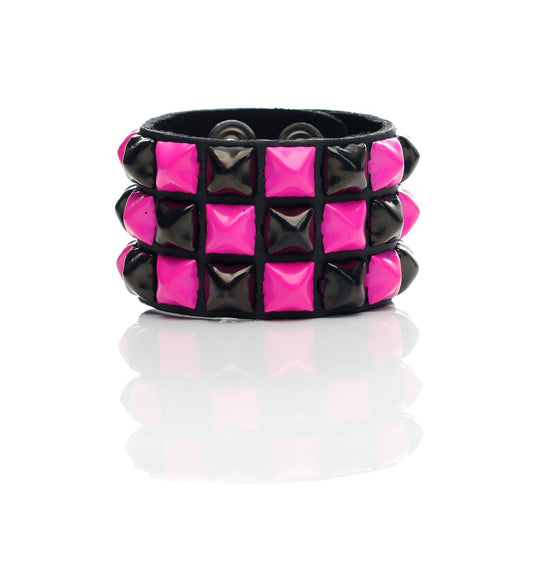 3 Row Pyramid Stud, Black/Pink/Black
