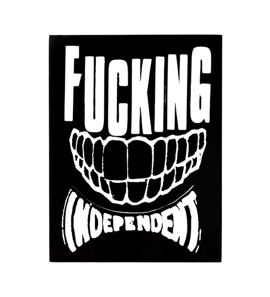 x Independent - Smile, Black/White