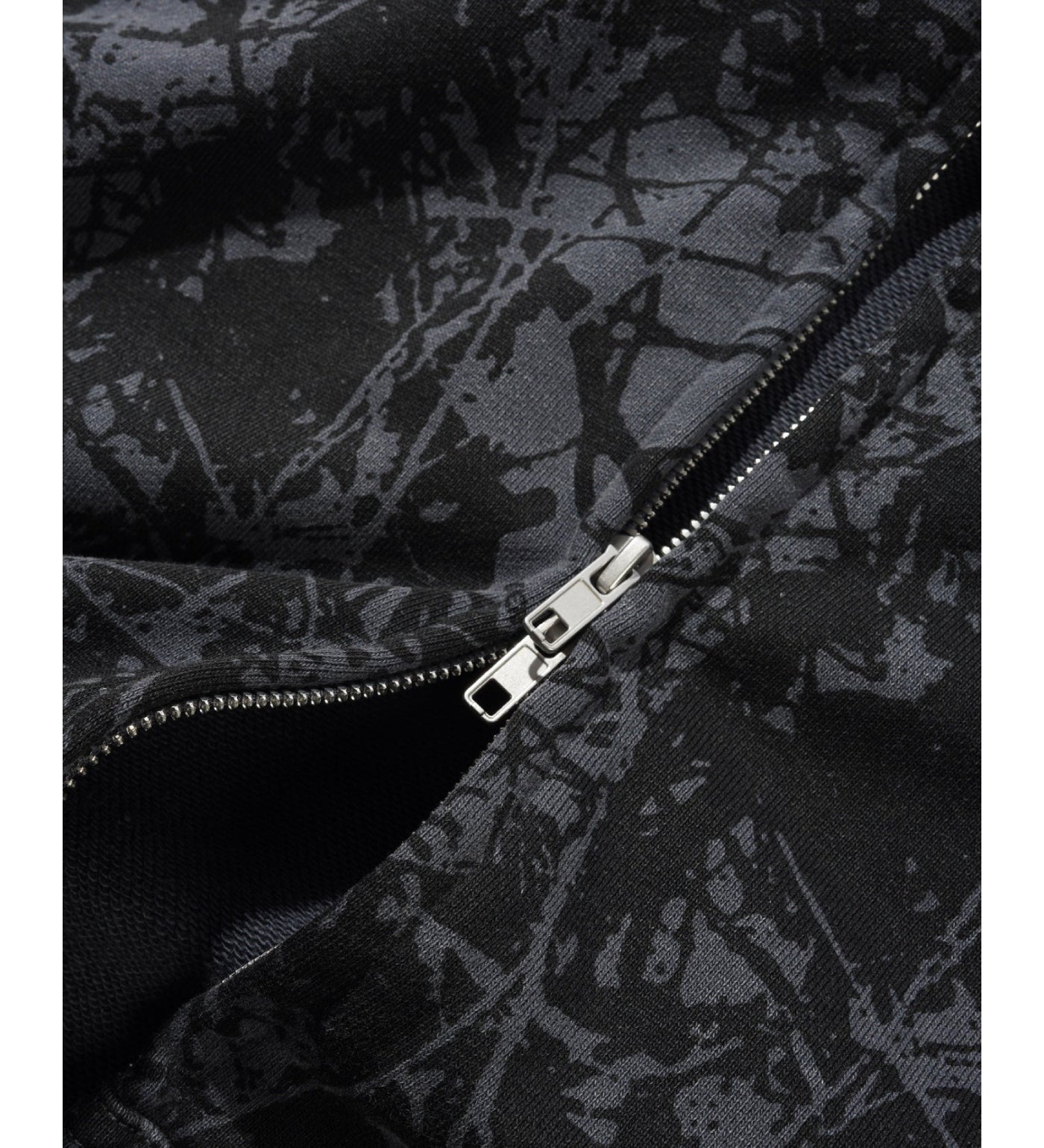 Woods Camo Zip, Washed Black